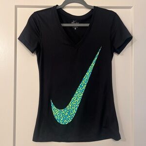 Woman’s Nike dr fit